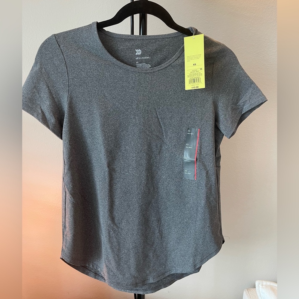 NWT All in motion gray workout T-Shirt XS